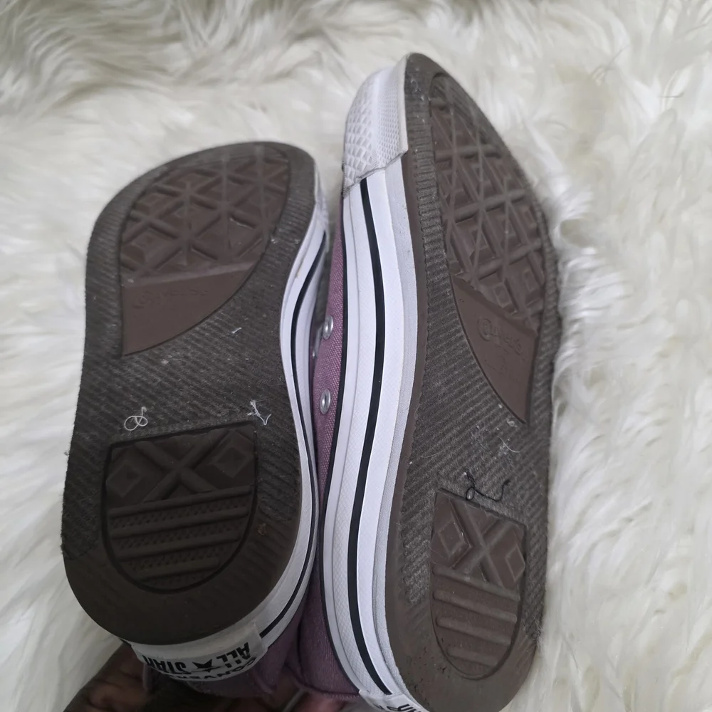 Converse Chuck Taylor High Top Sneakers